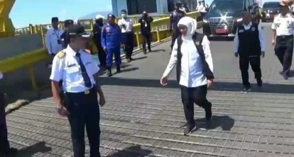 Puncak Arus Mudik,  Gubernur Jatim Datangi Pelabuhan Jangkar