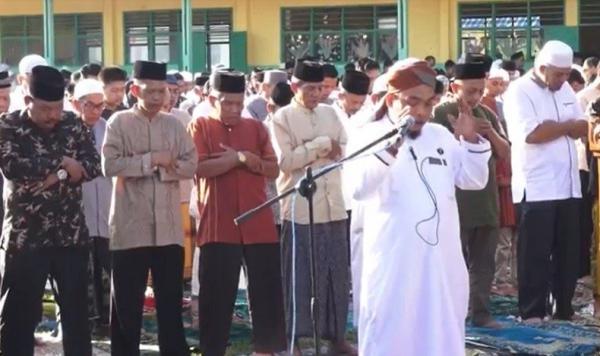 Ribuan Warga Muhammadiyah Shalat Idul Fitri di Madina