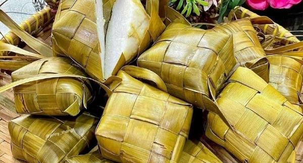 Begini Cara Membuat Ketupat Hari Raya dengan Daun Kelapa, Hasilnya Enak dan Lezat