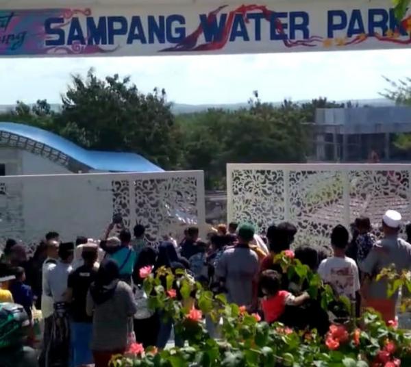 Baru Launching Wisata Sampang Water Park di Serbu Ratusan Pengunjung