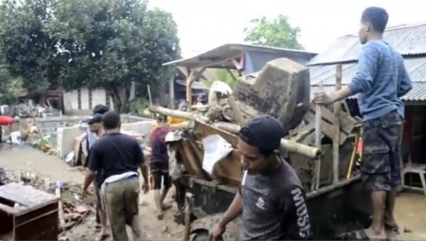 Banjir Bandang Rendam Ratusan Rumah Warga di Leuwisadeng Kabupaten Bogor