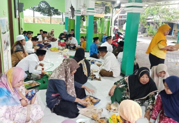 Kupat Jembut, Tradisi Unik Perayaan Syawalan di Kota Semarang
