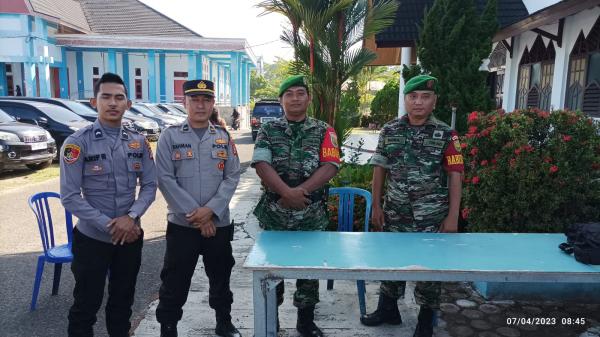 TNI Polri Amankan Ibadah Mingguan di Gereja Gading Cempaka