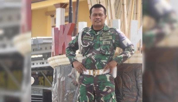 Aksi Serda M Sofyan Lumpuhkan Pria Ngamuk Bawa Senjata Tajam Mandau di SPBU