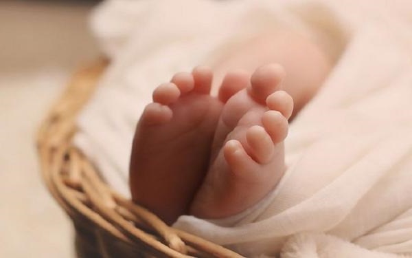 Innalilahi, Bayi Berusia Satu Bulan di Gresik Meninggal Dunia Diduga karena Suara Ledakan Petasan