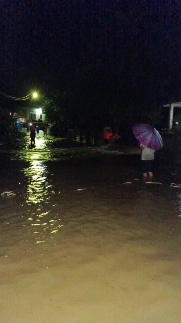 Banjir Rendam Kampung Lembasung usai Kali Asun Meluap karena Hujan Deras