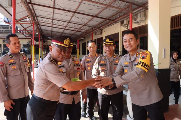 Mengabdi Tanpa Cacat, Polisi Ini Diganjar Kenaikan Pangkat Jelang Pensiun