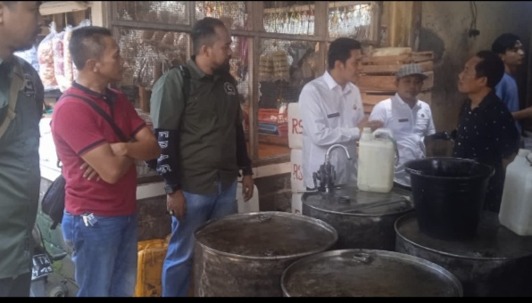 Polres Pangandaran Monitoring Stabilitas Harga Bahan Pokok dan Penting di Pasar Tradisional