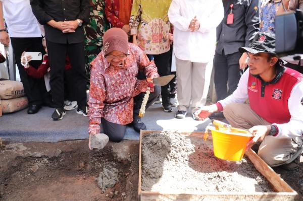 Mensos RI Tri Rismaharini Bangun Rumah Pilar Sosial di Cianjur
