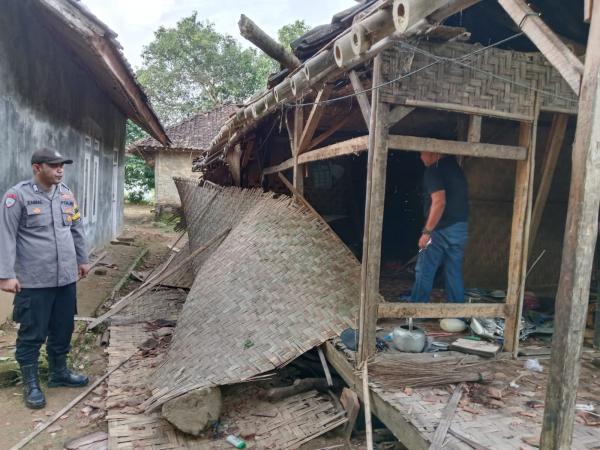 Rumah Terduga Dukun Santet di Ciemas Sukabumi Diamuk Massa, Aksi Dipicu Banyaknya Warga yang Sakit