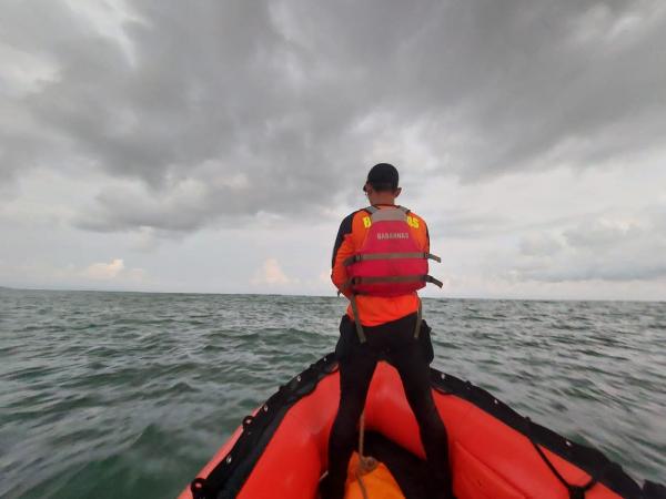 Asik Berenang di Laut, Seorang Remaja Tenggelam Terseret Arus di Pantai Bunton Cilacap