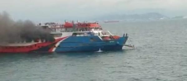 Kapal Ferry KMP Royce 1 dari Merak Terbakar di Laut, Ratusan Penumpang Dievakuasi