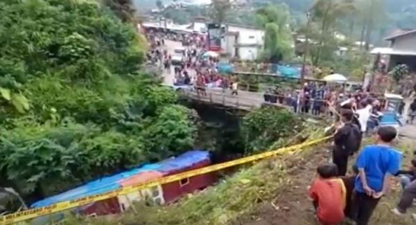 7 Fakta Kecelakaan Bus Wisata di Guci Tegal, Bukan Masuk Jurang tapi Sungai