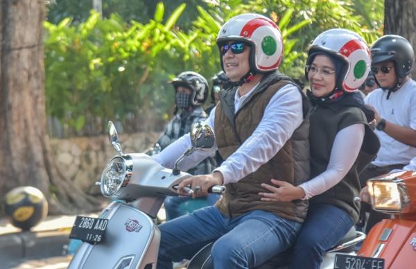 Jalan Mengelilingi Kota Surabaya, Wali Kota Seperti Anak Milenial, Begini Serunya