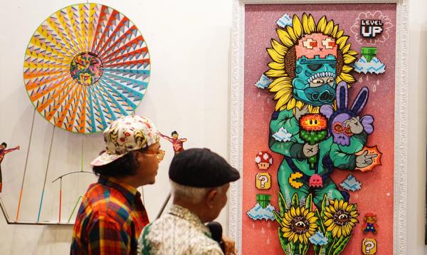 Lukisan Unik Seniman Jawa Timur dan Yogyakarta Hiasi Dinding ArtSpace, Artotel Ts Suites Surabaya