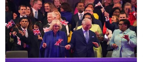 Puluhan Ribu Penonton Saksikan Konser Penobatan Raja Charles III 