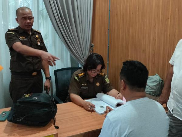 Anggota DPRD Tanjung Balai Tersangka Kasus Narkoba Dillimpahkan Ke Jaksa