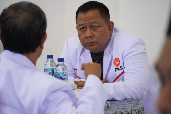 Mundur dari Dewan Pakar PKS, Mantan Wakil Bupati Lombok Barat Nyaleg di PAN