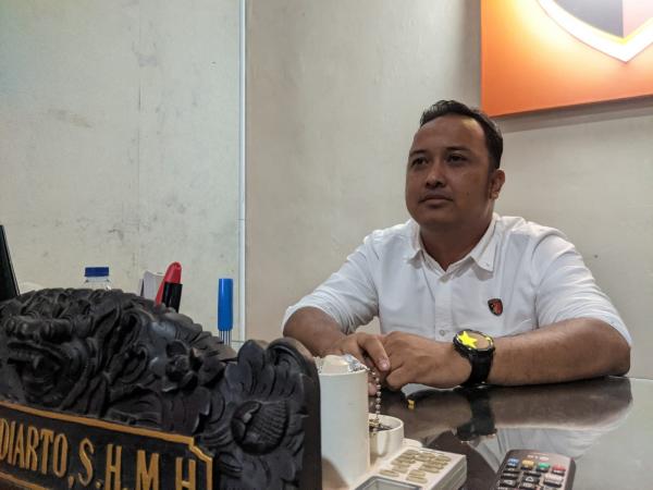Polres Sukabumi Kota Buru Terduga Pelaku Penipuan dan Penggelapan Uang Pajak Kendaraan di Samsat