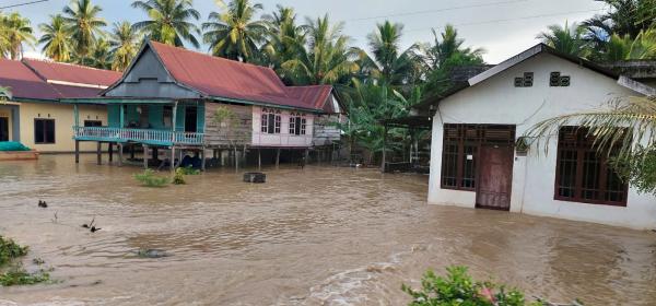 Sejumlah Wilayah Terendam Banjir, BPBD Mamuju Lakukan Penanganan Terpadu