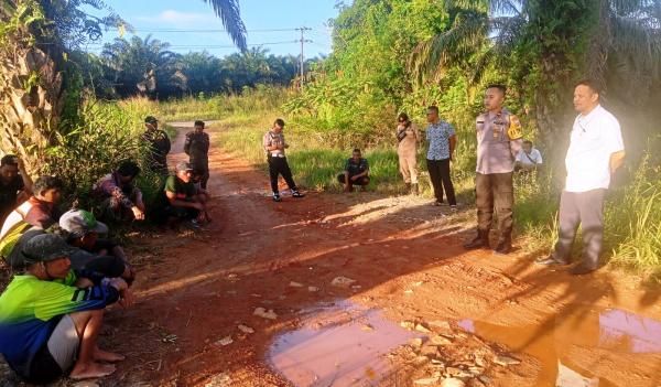 Beraktivitas di Pinggir Jalan, TI Tungau Ditertibkan Polisi dan Pol PP  Lubuk Besar
