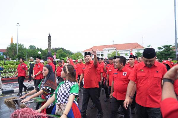 PDIP Kota Semarang Ajak 50 Bacaleg Long March Daftar ke KPU