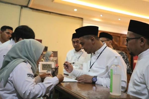 Ikuti Jejak Mbah Moen, Gus Yasin Daftar Calon Anggota DPD RI Kamis Pahing