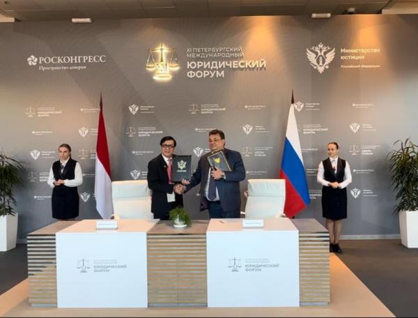Indonesia dan Rusia Tandatangani MoU Kerjasama di Bidang Hukum