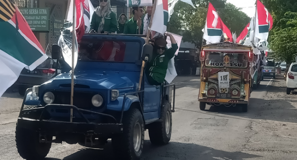 Dikawal DPP, PKB Sragen Bawa Bacaleg Naik Sepur Kelinci ke KPU Targetkan 10 Kursi Dewan