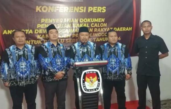 Tidak Lengkap, KPU Kabupaten Probolinggo Kembalikan Berkas BCAD Salah Satu Partai