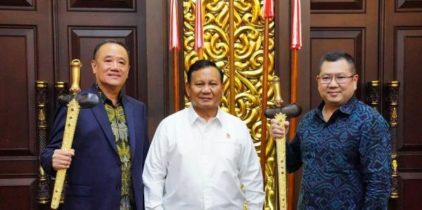 Diskusi Bareng Hary Tanoesoedibjo dan PSMTI, Prabowo Subianto Jelaskan Soal Kompromi dan Kerukunan
