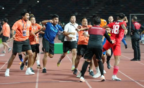 Insiden Adu Jotos Warnai Kemenangan Timnas Indonesia U-22, Manajer Sumardji Kena Bogem Mentah