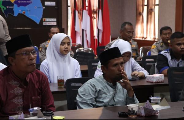 Polres Aceh Singkil Bersama Masyarakat Ikuti FGD Secara Virtual yang Digelar Div Humas Polri