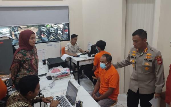 2 Muncikari dan 29 PSK Diamankan Polisi di Kawasan Saritem Bandung
