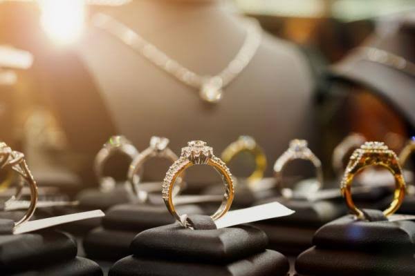 5 Tips Jual Perhiasan Emas agar Tak Merugi, Ikuti Cara Berikut