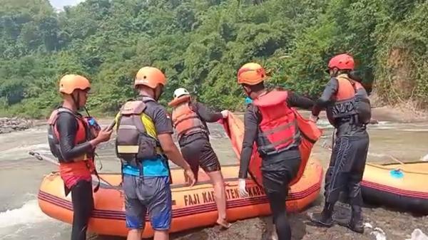 1 Jenazah Bocah SD Korban Terakhir di Sungai Cimandiri Ditemukan 8 Km dari Lokasi Tenggelam