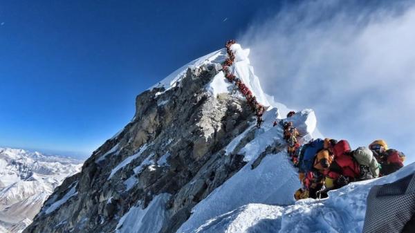 Pendaki Malaysia dan Australia Meninggal di Gunung Everest, Satu Orang Masih Hilang