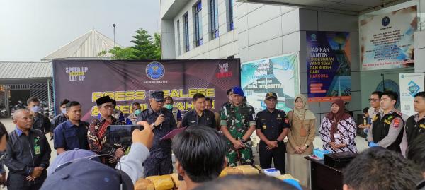 Pemilik Yayasan Yatim Piatu di Aceh Ditangkap BNN Banten Gegara Kedapatan Sabu di Celana Dalam