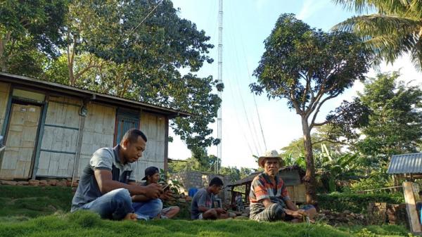Warga Desa Natakoli Kabupaten Sikka Keluhkan Akses Internet dari BTS Bakti