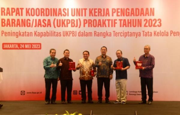 Kemenkumham RI Raih Penghargaan Terbaik UKPBJ Proaktif