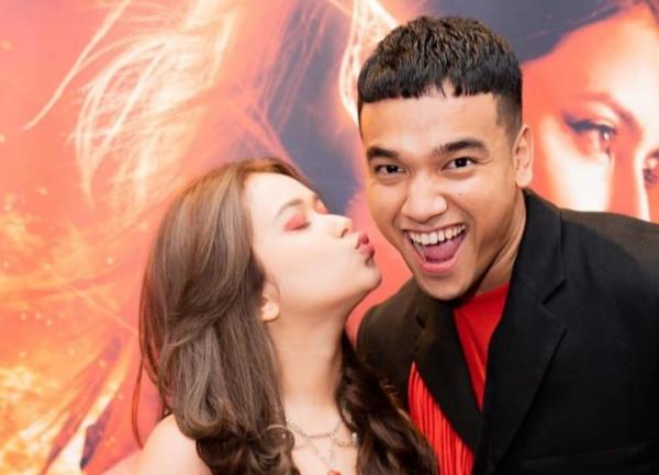 Selain Fadly Faisal, Deretan Pria Ini Pernah Dekat dengan Rebecca Klopper