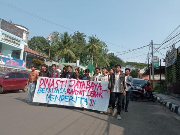 GERAM Gelar Aksi Demonstrasi Tuntut Bupati dan Wakil Bupati Lebak Mundur dari Jabatannya