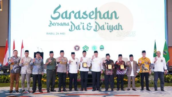 Dai dan Daiyah Jawa Barat Ikrar Kebangsaan Sebarkan Dakwah dengan Semangat Moderasi Beragama