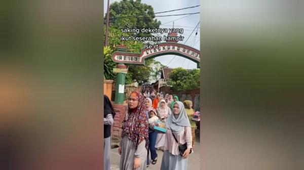 Viral Menikah Diantar Satu Kampung di Subang, Pengantin Tidak Menyangka Jodohnya Tetangga