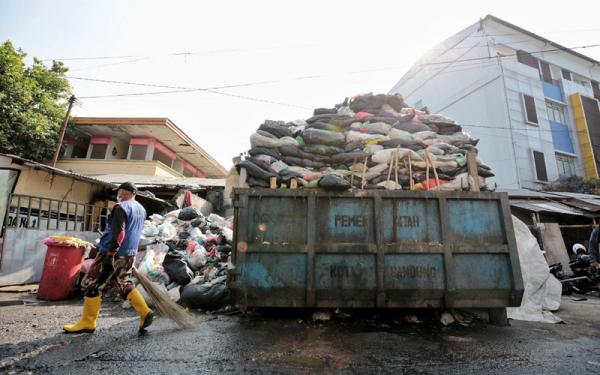Plh Wali Kota Bandung Klaim Penumpukan Sampah Sisa di 2 TPS