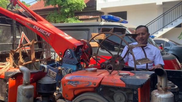 Polres Ponorogo Tangkap Pelaku Sindikat Pencurian Traktor Antar Kota