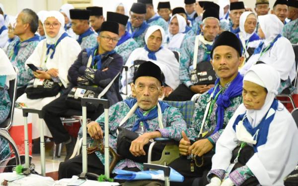 Dadang Supriatna: 60 Persen Jemaah Haji Kabupaten Bandung Lansia