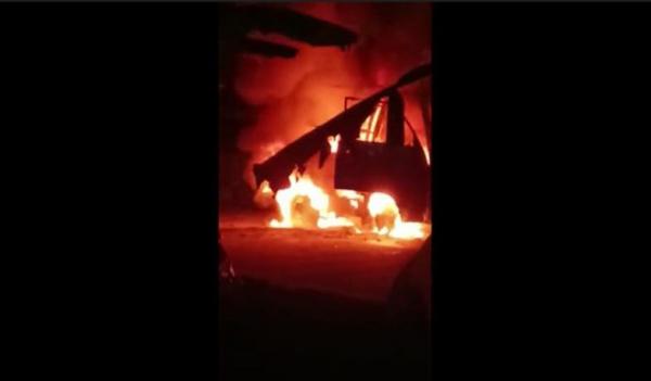 Korsleting listrik Pada Mesin, Mobil Pengangkut Sembako Ludes Terbakar  Kerugian Puluhan Juta Rupiah