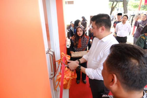 Adnan Purichta Ichsan Resmikan Gedung Baru Bawaslu Kabupaten Gowa