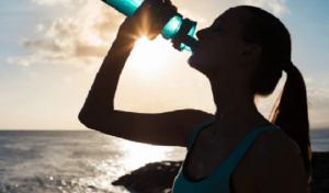 Sudah Tahu 6 Kebiasaan Buruk yang Merusak Ginjal?? Jangan Malas Minum Air Putih ya !!